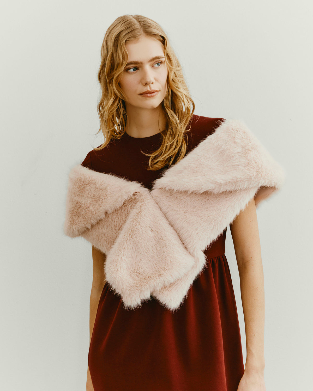 ISA FUR STOLE